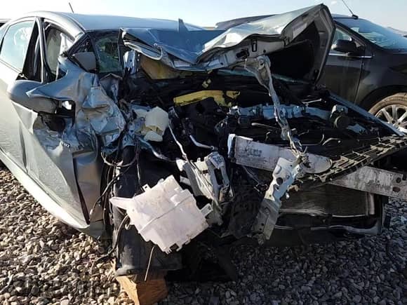 2014 Toyota Prius Four z VIN JTDKN3DU7E1861122, wystawiony jako Copart lot #85309575 z przebiegiem Nie podano mil oraz Szkoda całkowita • Salvage title. Historia ofert i sprzedaży dostępna na DreamBid. Obrazek 13.