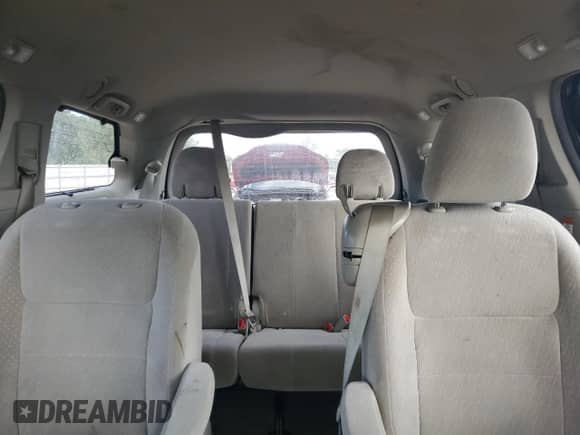 2015 Toyota Sienna LE with VIN 5TDKK3DC8FS601042, listed as a Copart auction lot 70295345 with 134,973 mi miles and Clean title. Bid and sale history available at DreamBid. Image 10.