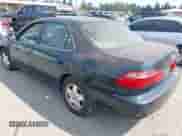 1998 Honda Accord EX z VIN 1HGCG1657WA041067, wystawiony jako IAAI lot #42879572 z przebiegiem Nie podano mil oraz . Historia ofert i sprzedaży dostępna na DreamBid. Obrazek 3.