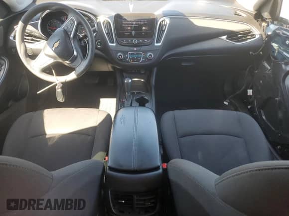 2019 Chevrolet Malibu LT с VIN 1G1ZD5ST3KF129147, выставлен на аукционе Copart как лот 84946625 с пробегом 92 620 миль миль и Списание • Salvage title. История ставок и продаж доступна на DreamBid. Изображение 8.