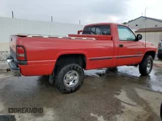 1998 Dodge 1500 с VIN 1B7HF16Z8WS508615, выставлен на аукционе Copart как лот 64791014 с пробегом 232 390 миль миль и На запчасти • Non repairable. История ставок и продаж доступна на DreamBid. Изображение 3.