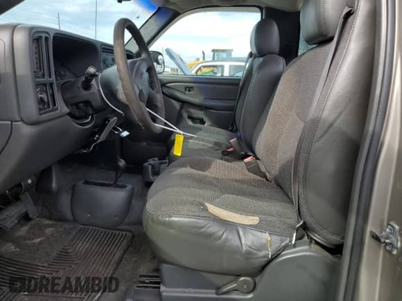 2003 GMC Sierra 1500 SLE с VIN 1GTEK14TX3Z266894, выставлен на аукционе Copart как лот 42597745 с пробегом 175 696 миль миль и Списание • Salvage title. История ставок и продаж доступна на DreamBid. Изображение 7.