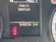 2019 Ram 1500 Tradesman z VIN 3C6JR6DT0KG506015, wystawiony jako IAAI lot #42857503 z przebiegiem 64 834 mil mil oraz . Historia ofert i sprzedaży dostępna na DreamBid. Obrazek 15.