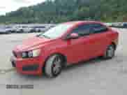 2012 Chevrolet Sonic LS z VIN 1G1JA5SH1C4221176, wystawiony jako Copart lot #67767445 z przebiegiem 204 833 mil mil oraz Szkoda całkowita • Salvage title. Historia ofert i sprzedaży dostępna na DreamBid. Obrazek 1.