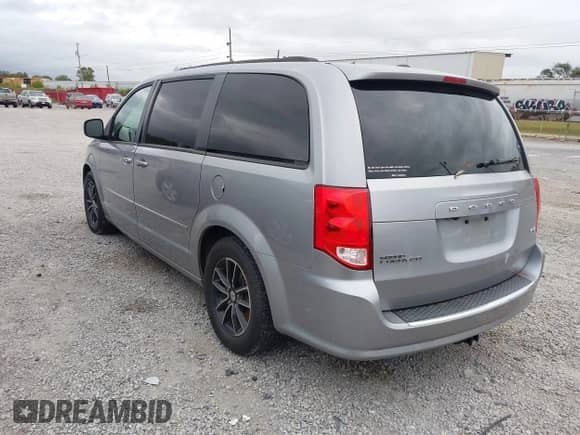 2016 Dodge Grand Caravan R/T with VIN 2C4RDGEG7GR352776, listed as a IAAI auction lot 43401320 with 168,943 mi miles and . Bid and sale history available at DreamBid. Image 3.