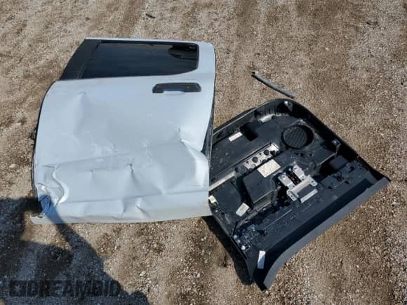 2021 Ford F-150 XL с VIN 1FTEW1EP2MKD08085, выставлен на аукционе Copart как лот 68738085 с пробегом 109 967 миль миль и Списание • Salvage title. История ставок и продаж доступна на DreamBid. Изображение 12.