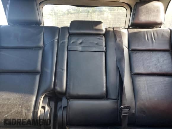 2015 Jeep Grand Cherokee Overland z VIN 1C4RJFCGXFC741716, wystawiony jako Copart lot #81087425 z przebiegiem 170 445 mil mil oraz Szkoda całkowita • Salvage title. Historia ofert i sprzedaży dostępna na DreamBid. Obrazek 10.