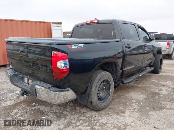 2020 Toyota Tundra SR5 with VIN 5TFEY5F16LX257140, listed as a IAAI auction lot 43095348 with 79,365 mi miles and . Bid and sale history available at DreamBid. Image 4.