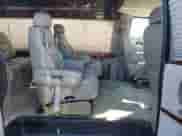 2000 Chevrolet Express Cargo YF7 z VIN 1GBFG15R2Y1196746, wystawiony jako Copart lot #81061924 z przebiegiem 88 335 mil mil oraz Szkoda całkowita • Salvage title. Historia ofert i sprzedaży dostępna na DreamBid. Obrazek 11.