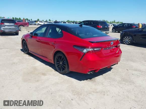 2022 Toyota Camry Hybrid XSE с VIN 4T1K31AK6NU037488, выставлен на аукционе IAAI как лот 42090482 с пробегом 53 505 миль миль и . История ставок и продаж доступна на DreamBid. Изображение 3.