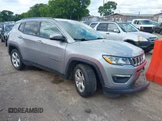 2019 Jeep Compass Altitude with VIN 3C4NJCBBXKT856284, listed as a IAAI auction lot 42805963 with 72,722 mi miles and . Bid and sale history available at DreamBid. Image 1.