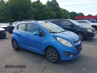 2013 Chevrolet Spark LT с VIN KL8CF6S97DC569368, выставлен на аукционе IAAI как лот 43048973 с пробегом 155 413 миль миль и . История ставок и продаж доступна на DreamBid. Изображение 1.