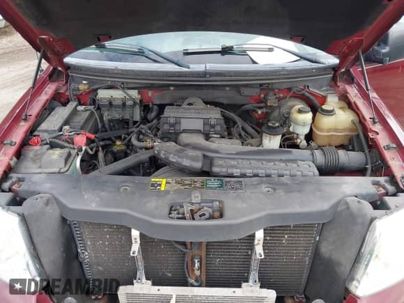 2004 Ford F-150 XLT z VIN 1FTPW145X4KC33015, wystawiony jako IAAI lot #43413631 z przebiegiem 156 838 mil mil oraz . Historia ofert i sprzedaży dostępna na DreamBid. Obrazek 10.