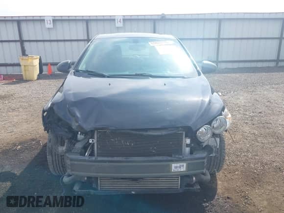 2015 Chevrolet Sonic RS с VIN 1G1JH6SB3F4106550, выставлен на аукционе IAAI как лот 43066347 с пробегом 76 832 миль миль и . История ставок и продаж доступна на DreamBid. Изображение 12.