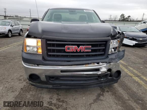 2011 GMC Sierra 1500 Work Truck z VIN 1GTN2TEX1BZ420310, wystawiony jako Copart lot #86095734 z przebiegiem 83 126 mil mil oraz Szkoda całkowita • Salvage title. Historia ofert i sprzedaży dostępna na DreamBid. Obrazek 5.