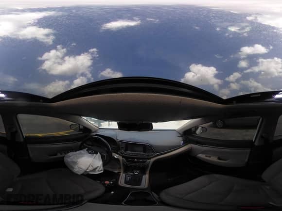 2018 Hyundai Elantra SEL z VIN 5NPD84LF5JH383729, wystawiony jako IAAI lot #36924178 z przebiegiem 58 621 mil mil oraz . Historia ofert i sprzedaży dostępna na DreamBid. Obrazek 17.