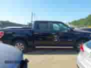 2011 Ford F-150 XLT z VIN 1FTFW1ET6BFC08837, wystawiony jako IAAI lot #42796324 z przebiegiem 214 495 mil mil oraz . Historia ofert i sprzedaży dostępna na DreamBid. Obrazek 13.