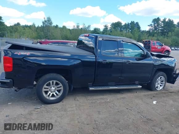 2014 Chevrolet Silverado 1500 LT с VIN 1GCVKREC4EZ272447, выставлен на аукционе IAAI как лот 43125762 с пробегом 88 870 миль миль и . История ставок и продаж доступна на DreamBid. Изображение 13.