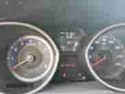 2013 Hyundai Elantra GLS z VIN KMHDH4AE0DU592957, wystawiony jako Copart lot #68100425 z przebiegiem 83 861 mil mil oraz Szkoda całkowita • Salvage title. Historia ofert i sprzedaży dostępna na DreamBid. Obrazek 9.