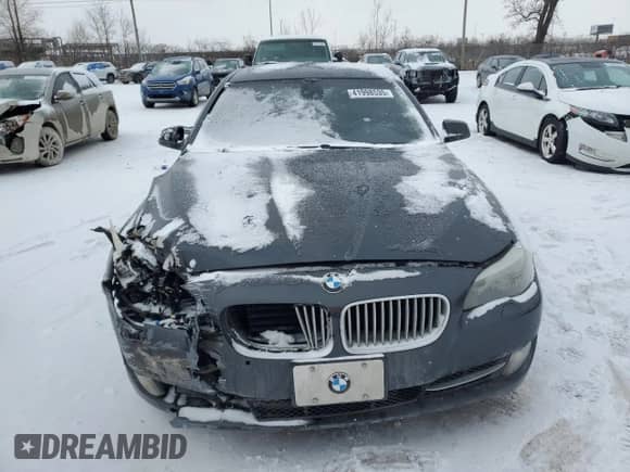 2011 BMW 5 Series 550i с VIN WBAFR9C51BC270767, выставлен на аукционе Copart как лот 41998535 с пробегом 205 516 миль миль и Списание • Salvage title. История ставок и продаж доступна на DreamBid. Изображение 5.