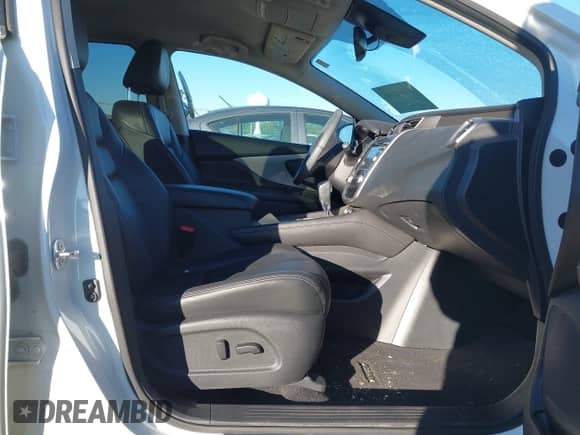 2022 Nissan Murano SV with VIN 5N1AZ2BS0NC124081, listed as a IAAI auction lot 40511645 with 57,262 mi miles and . Bid and sale history available at DreamBid. Image 5.