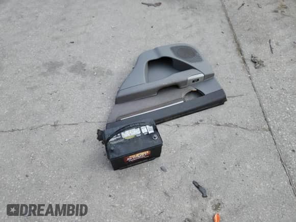 2011 Hyundai Santa Fe SE с VIN 5XYZH4AGXBG003133, выставлен на аукционе Copart как лот 86551325 с пробегом 217 587 миль миль и Чистый • Clean title. История ставок и продаж доступна на DreamBid. Изображение 13.