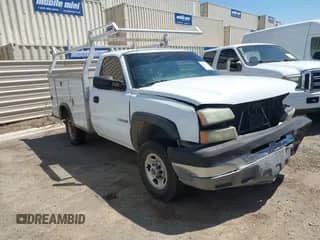 2005 Chevrolet Silverado 2500HD Work Truck with VIN 1GBHC24U45E226673, listed as a IAAI auction lot 42975891 with 254,063 mi miles and . Bid and sale history available at DreamBid. Image 1.