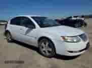2006 Saturn ION z VIN 1G8AL55F26Z168338, wystawiony jako Copart lot #49988955 z przebiegiem 158 039 mil mil oraz Szkoda całkowita • Salvage title. Historia ofert i sprzedaży dostępna na DreamBid. Obrazek 4.