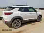 2024 Chevrolet TrailBlazer ACTIV z VIN KL79MVSL3RB077119, wystawiony jako Copart lot #62995385 z przebiegiem 26 827 mil mil oraz Szkoda całkowita • Salvage title. Historia ofert i sprzedaży dostępna na DreamBid. Obrazek 3.