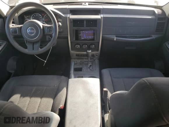 2011 Jeep Liberty Sport с VIN 1J4PN2GKXBW503337, выставлен на аукционе Copart как лот 82314235 с пробегом 288 172 миль миль и Чистый • Clean title. История ставок и продаж доступна на DreamBid. Изображение 8.