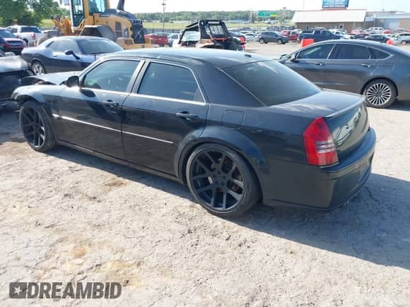 2006 Chrysler 300 C SRT-8 with VIN 2C3LA73W66H219444, listed as a IAAI auction lot 42540028 with 199,913 mi miles and . Bid and sale history available at DreamBid. Image 3.
