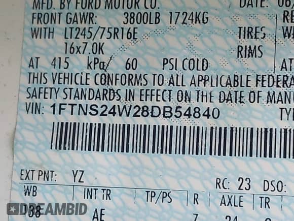 2008 Ford Econoline Cargo Commercial z VIN 1FTNS24W28DB54840, wystawiony jako IAAI lot #41966034 z przebiegiem 85 087 mil mil oraz . Historia ofert i sprzedaży dostępna na DreamBid. Obrazek 9.