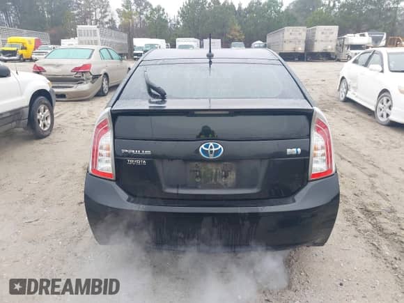 2015 Toyota Prius Four with VIN JTDKN3DU1F1996520, listed as a IAAI auction lot 41564249 with 194,433 mi miles and . Bid and sale history available at DreamBid. Image 17.