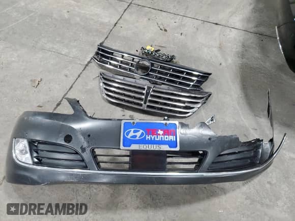 2016 Hyundai Equus Ultimate с VIN KMHGH4JHXGU102729, выставлен на аукционе Copart как лот 77043834 с пробегом 64 191 миль миль и Списание • Salvage title. История ставок и продаж доступна на DreamBid. Изображение 13.