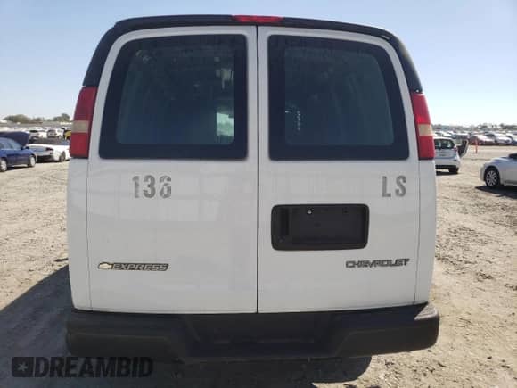 2004 Chevrolet Express Cargo с VIN 1GCHG35U241238816, выставлен на аукционе Copart как лот 80859055 с пробегом Не указан миль и Чистый • Clean title. История ставок и продаж доступна на DreamBid. Изображение 6.