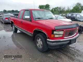 1994 GMC Sierra 1500 with VIN 2GTEK19K4R1548045, listed as a IAAI auction lot 42569550 with 182,287 mi miles and . Bid and sale history available at DreamBid. Image 1.