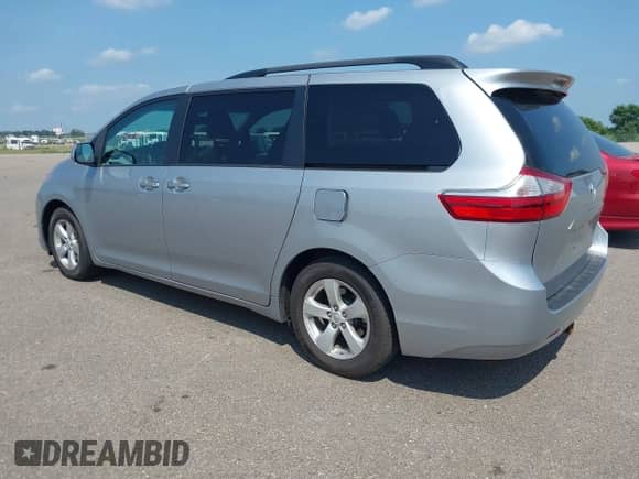 2016 Toyota Sienna LE with VIN 5TDKK3DC7GS750060, listed as a IAAI auction lot 42863608 with 144,513 mi miles and . Bid and sale history available at DreamBid. Image 3.