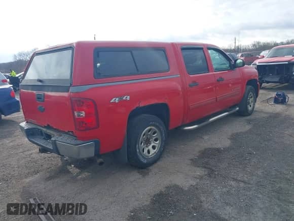 2011 Chevrolet Silverado 1500 LS z VIN 3GCPKREA0BG182991, wystawiony jako IAAI lot #41925926 z przebiegiem 180 670 mil mil oraz . Historia ofert i sprzedaży dostępna na DreamBid. Obrazek 4.