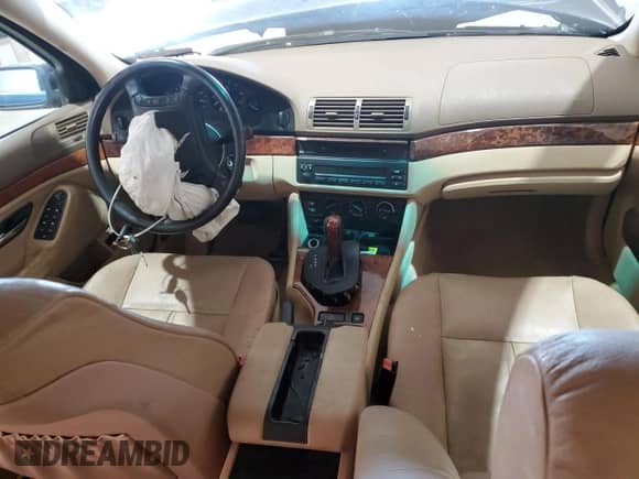 2001 BMW 5 Series 525i с VIN WBADS43421GD84986, выставлен на аукционе Copart как лот 64464735 с пробегом Не указан миль и Списание • Salvage title. История ставок и продаж доступна на DreamBid. Изображение 8.