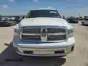 2015 Ram 1500 Laramie z VIN 1C6RR6NT7FS530649, wystawiony jako Copart lot #48950965 z przebiegiem 186 246 mil mil oraz Szkoda całkowita • Salvage title. Historia ofert i sprzedaży dostępna na DreamBid. Obrazek 5.