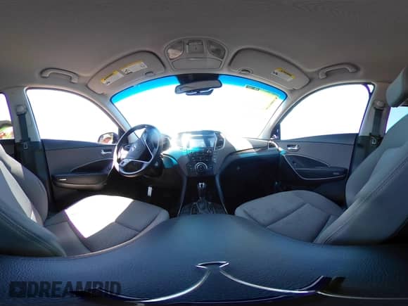 2019 Hyundai Santa Fe SE с VIN KM8SMDHF3KU305268, выставлен на аукционе IAAI как лот 42183521 с пробегом 96 717 миль миль и . История ставок и продаж доступна на DreamBid. Изображение 19.