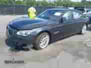 2015 BMW 7 Series 750Li с VIN WBAYE8C55FD782482, выставлен на аукционе IAAI как лот 42225202 с пробегом 129 880 миль миль и . История ставок и продаж доступна на DreamBid. Изображение 2.
