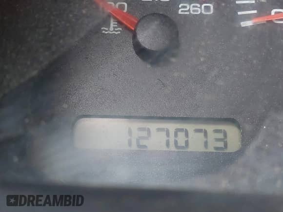 1998 Dodge 1500 z VIN 1B7HF16Z1WS597895, wystawiony jako IAAI lot #41442288 z przebiegiem 127 073 mil mil oraz . Historia ofert i sprzedaży dostępna na DreamBid. Obrazek 7.