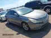 2012 Hyundai Sonata SE z VIN 5NPEC4AC4CH391092, wystawiony jako IAAI lot #43241155 z przebiegiem 137 266 mil mil oraz . Historia ofert i sprzedaży dostępna na DreamBid. Obrazek 1.