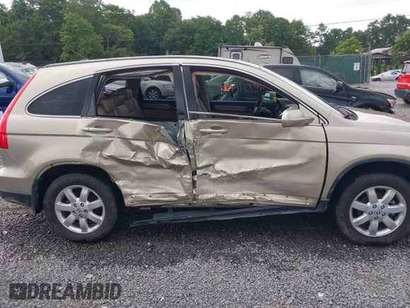 2007 Honda CR-V EX-L with VIN JHLRE48787C039660, listed as a IAAI auction lot 42731148 with 67,308 mi miles and . Bid and sale history available at DreamBid. Image 6.