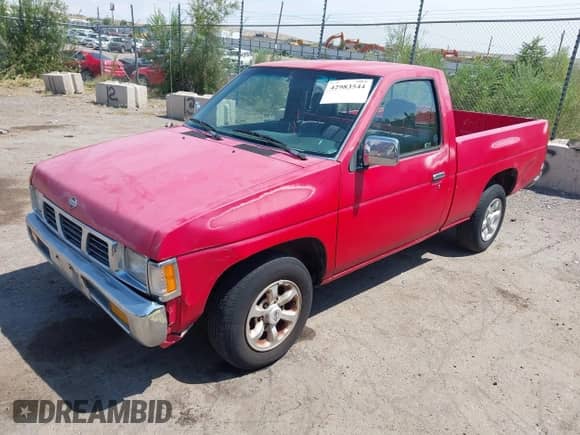 1996 Nissan Frontier XE с VIN 1N6SD11S5TC334477, выставлен на аукционе IAAI как лот 42983544 с пробегом 172 571 миль миль и . История ставок и продаж доступна на DreamBid. Изображение 2.