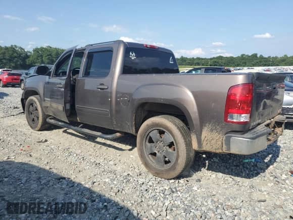 2008 GMC Sierra 1500 SL z VIN 2GTEC13C881152097, wystawiony jako Copart lot #64615565 z przebiegiem Nie podano mil oraz Szkoda całkowita • Salvage title. Historia ofert i sprzedaży dostępna na DreamBid. Obrazek 2.