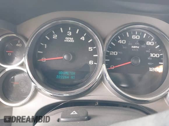 2012 Chevrolet Silverado 1500 LT z VIN 1GCRCSE01CZ225711, wystawiony jako IAAI lot #42954527 z przebiegiem 222 264 mil mil oraz . Historia ofert i sprzedaży dostępna na DreamBid. Obrazek 7.