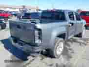 2022 Chevrolet Colorado 2WD LT z VIN 1GCGSCEA3N1292885, wystawiony jako IAAI lot #41355155 z przebiegiem 16 871 mil mil oraz . Historia ofert i sprzedaży dostępna na DreamBid. Obrazek 4.