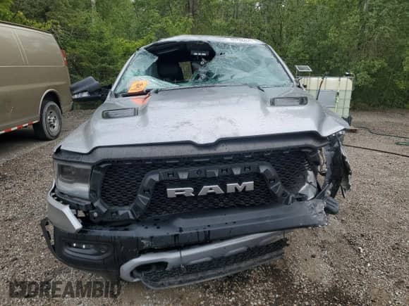 2019 Ram 1500 Rebel z VIN 1C6SRFLTXKN728400, wystawiony jako Copart lot #69288455 z przebiegiem Nie podano mil oraz Szkoda całkowita • Salvage title. Historia ofert i sprzedaży dostępna na DreamBid. Obrazek 5.